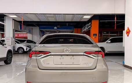 Toyota Corolla, 2021 год, 1 300 000 рублей, 3 фотография