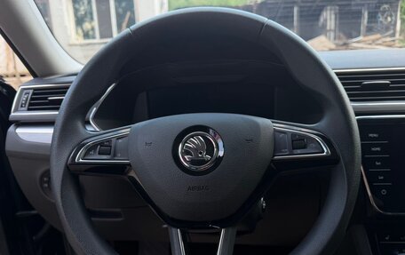 Skoda Superb III рестайлинг, 2023 год, 2 250 000 рублей, 18 фотография