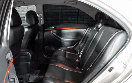 Toyota Avensis III рестайлинг, 2006 год, 800 000 рублей, 18 фотография
