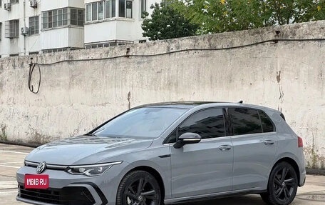 Volkswagen Golf VIII, 2023 год, 1 680 100 рублей, 1 фотография