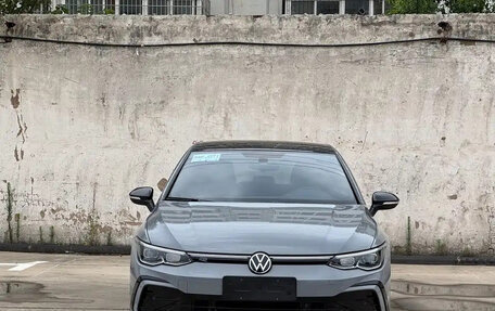 Volkswagen Golf VIII, 2023 год, 1 680 100 рублей, 2 фотография