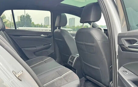 Volkswagen Golf VIII, 2023 год, 1 680 100 рублей, 12 фотография
