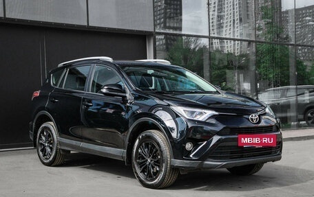 Toyota RAV4, 2017 год, 1 670 000 рублей, 3 фотография