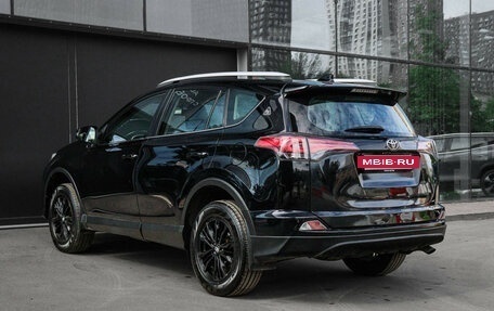 Toyota RAV4, 2017 год, 1 670 000 рублей, 7 фотография