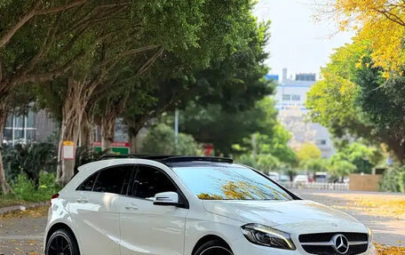 Mercedes-Benz A-Класс, 2018 год, 1 389 003 рублей, 5 фотография