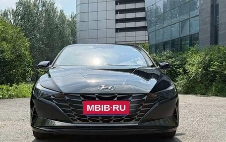 Hyundai Elantra, 2022 год, 1 150 000 рублей, 2 фотография