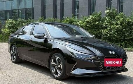 Hyundai Elantra, 2022 год, 1 150 000 рублей, 3 фотография