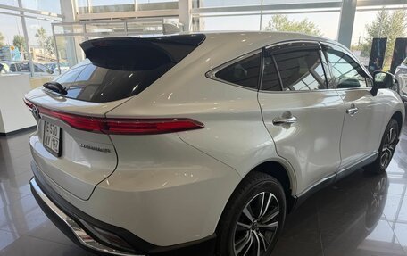 Toyota Harrier, 2021 год, 3 369 000 рублей, 5 фотография