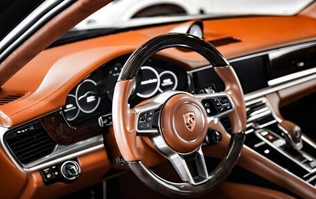 Porsche Panamera II рестайлинг, 2018 год, 8 400 000 рублей, 11 фотография