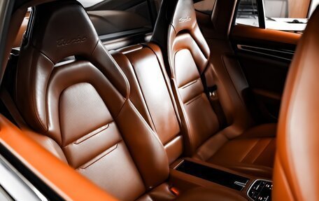 Porsche Panamera II рестайлинг, 2018 год, 8 400 000 рублей, 26 фотография