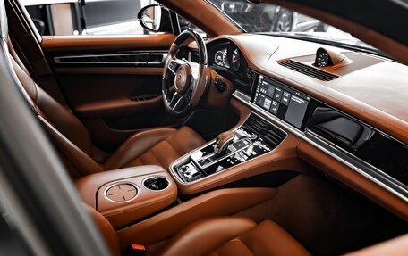 Porsche Panamera II рестайлинг, 2018 год, 8 400 000 рублей, 25 фотография