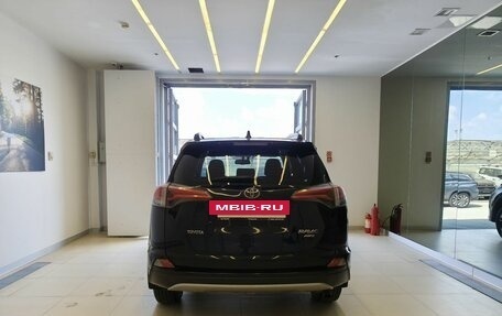 Toyota RAV4, 2018 год, 2 290 000 рублей, 5 фотография