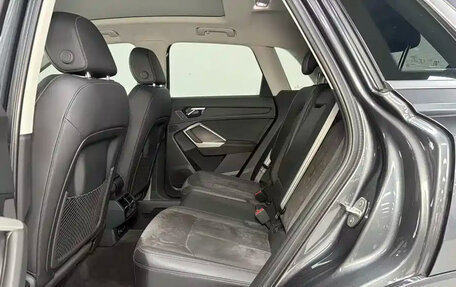 Audi Q3, 2023 год, 2 300 000 рублей, 16 фотография