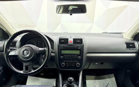 Volkswagen Jetta VI, 2010 год, 690 000 рублей, 9 фотография