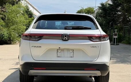 Honda Vezel, 2023 год, 1 800 000 рублей, 5 фотография