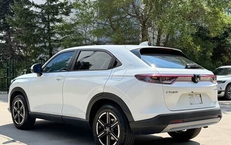 Honda Vezel, 2023 год, 1 800 000 рублей, 6 фотография