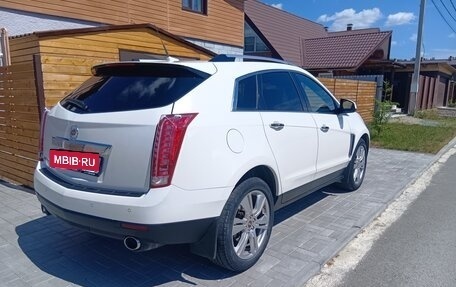 Cadillac SRX II рестайлинг, 2014 год, 1 800 000 рублей, 12 фотография