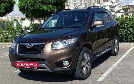 Hyundai Santa Fe III рестайлинг, 2012 год, 1 499 000 рублей, 2 фотография