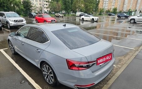 Skoda Superb III рестайлинг, 2025 год, 3 800 000 рублей, 3 фотография