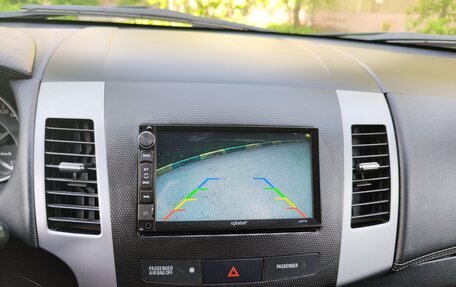 Mitsubishi Outlander III рестайлинг 3, 2010 год, 1 090 000 рублей, 13 фотография