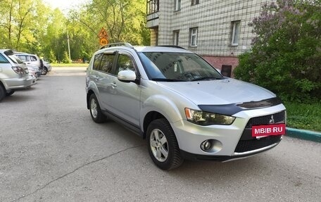 Mitsubishi Outlander III рестайлинг 3, 2010 год, 1 090 000 рублей, 9 фотография