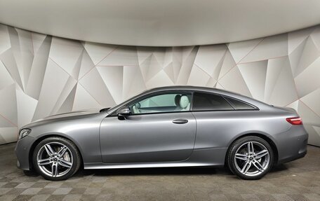 Mercedes-Benz E-Класс, 2018 год, 3 600 000 рублей, 5 фотография