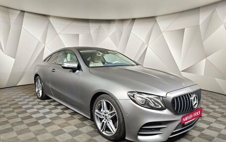 Mercedes-Benz E-Класс, 2018 год, 3 600 000 рублей, 3 фотография