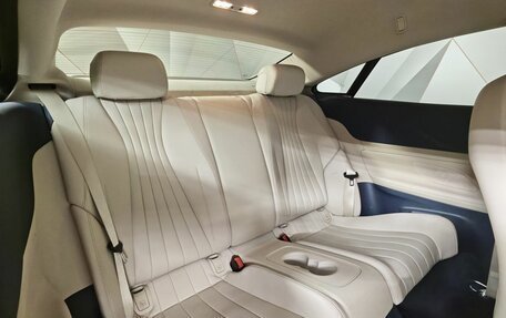 Mercedes-Benz E-Класс, 2018 год, 3 600 000 рублей, 16 фотография