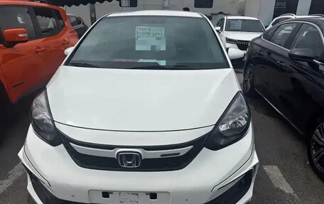 Honda Fit, 2022 год, 1 180 000 рублей, 2 фотография