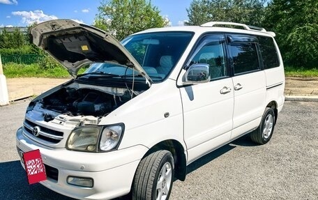 Toyota Town Ace III, 2001 год, 800 000 рублей, 3 фотография