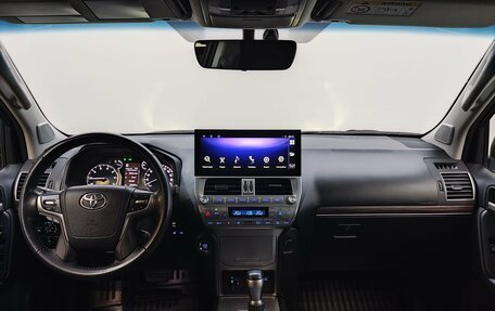 Toyota Land Cruiser Prado 150 рестайлинг 2, 2021 год, 7 490 000 рублей, 9 фотография