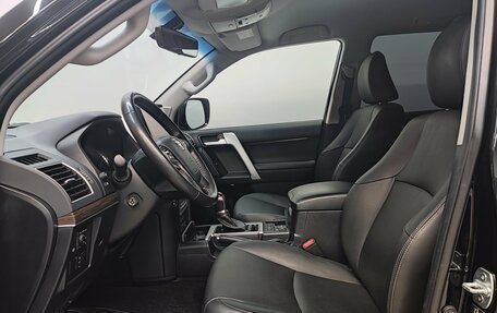 Toyota Land Cruiser Prado 150 рестайлинг 2, 2021 год, 7 490 000 рублей, 14 фотография