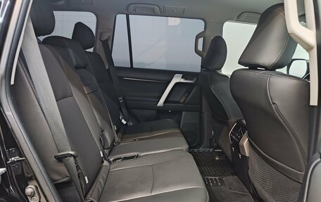 Toyota Land Cruiser Prado 150 рестайлинг 2, 2021 год, 7 490 000 рублей, 17 фотография