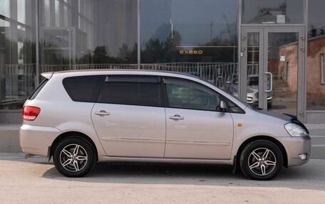 Toyota Ipsum II, 2001 год, 900 000 рублей, 4 фотография