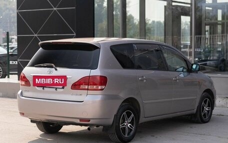 Toyota Ipsum II, 2001 год, 900 000 рублей, 5 фотография
