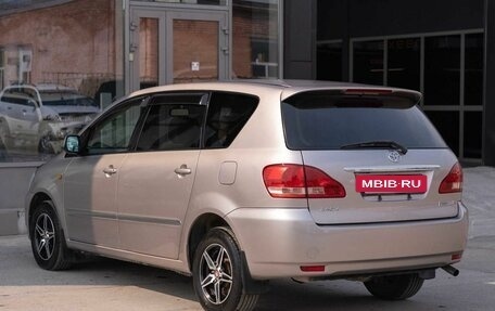Toyota Ipsum II, 2001 год, 900 000 рублей, 7 фотография