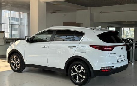 KIA Sportage IV рестайлинг, 2020 год, 2 290 000 рублей, 6 фотография