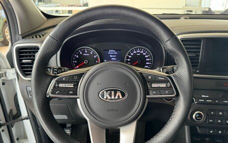 KIA Sportage IV рестайлинг, 2020 год, 2 290 000 рублей, 18 фотография