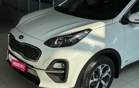 KIA Sportage IV рестайлинг, 2020 год, 2 290 000 рублей, 10 фотография