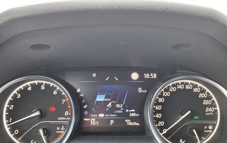 Toyota Camry, 2021 год, 3 000 000 рублей, 10 фотография