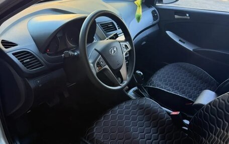 Hyundai Solaris II рестайлинг, 2014 год, 1 060 000 рублей, 7 фотография