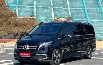 Mercedes-Benz V-Класс, 2023 год, 5 480 000 рублей, 1 фотография