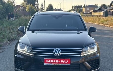 Volkswagen Touareg III, 2018 год, 3 550 000 рублей, 1 фотография