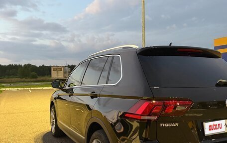 Volkswagen Tiguan II, 2017 год, 2 100 000 рублей, 6 фотография