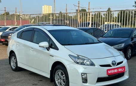 Toyota Prius, 2010 год, 1 030 000 рублей, 2 фотография