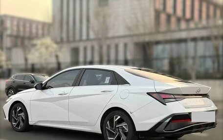 Hyundai Elantra, 2023 год, 1 527 000 рублей, 6 фотография