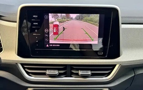Volkswagen T-Roc I, 2023 год, 1 530 300 рублей, 10 фотография