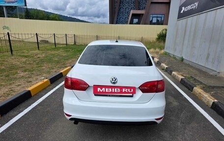 Volkswagen Jetta VI, 2013 год, 670 000 рублей, 5 фотография