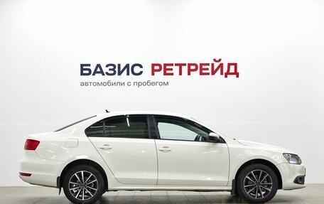 Volkswagen Jetta VI, 2013 год, 1 059 000 рублей, 4 фотография