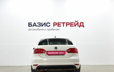 Volkswagen Jetta VI, 2013 год, 1 059 000 рублей, 6 фотография